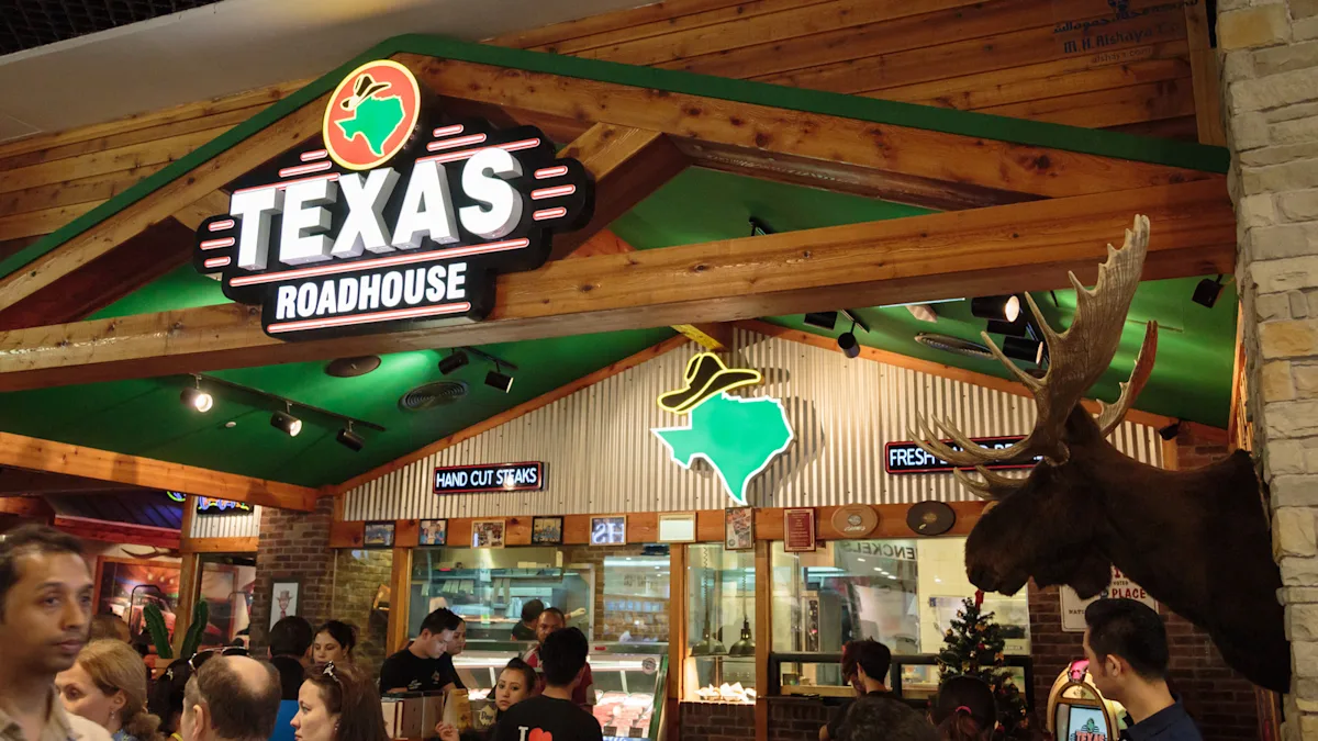 This Fried Appetizer At Texas Roadhouse Is An Oily, Soggy Mess
