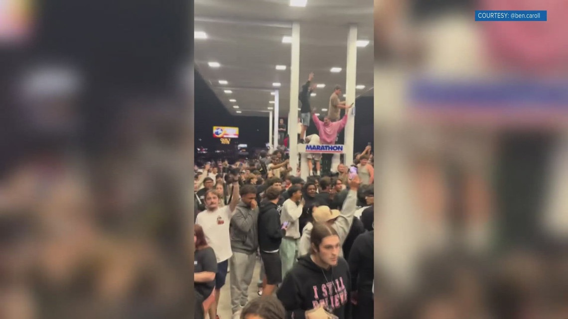 Multiple agencies escort 'large gathering' off Pigeon Forge business premise after car show